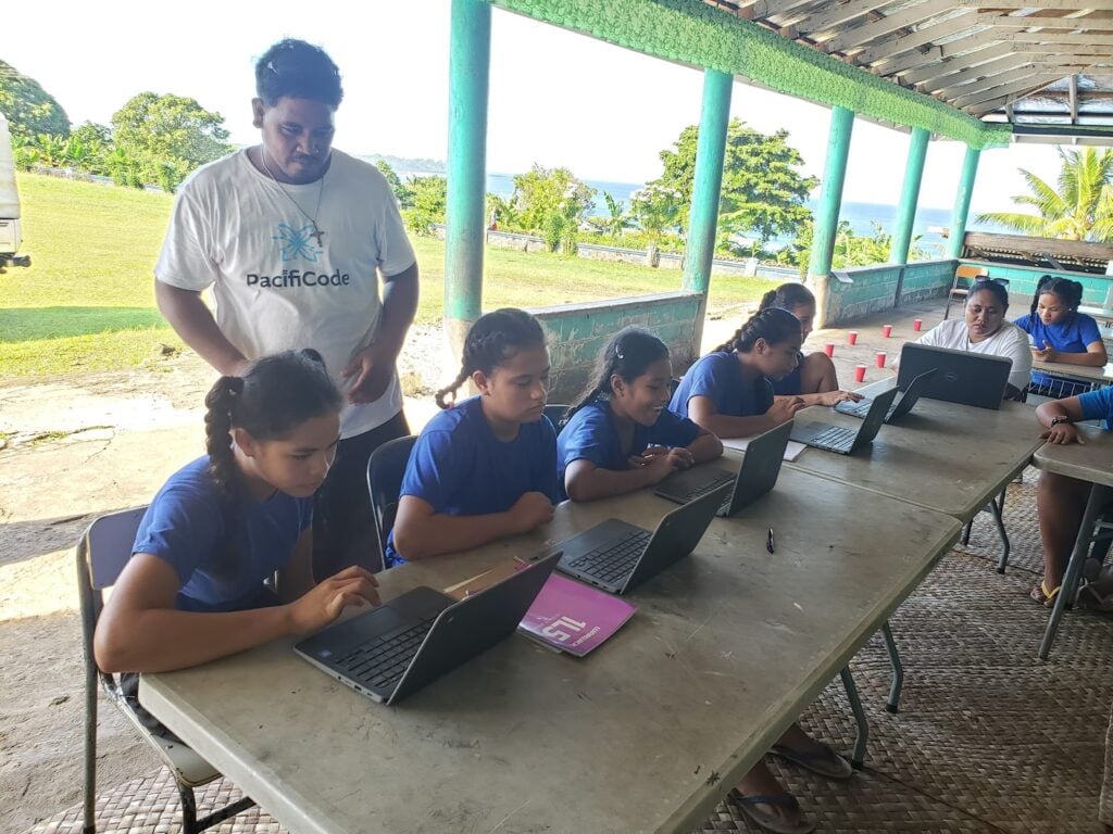 Students of Gagaemalae Primary School going through their courses on CA e-learning platform. Guided by E3 Facilitators and teachers, June 2023