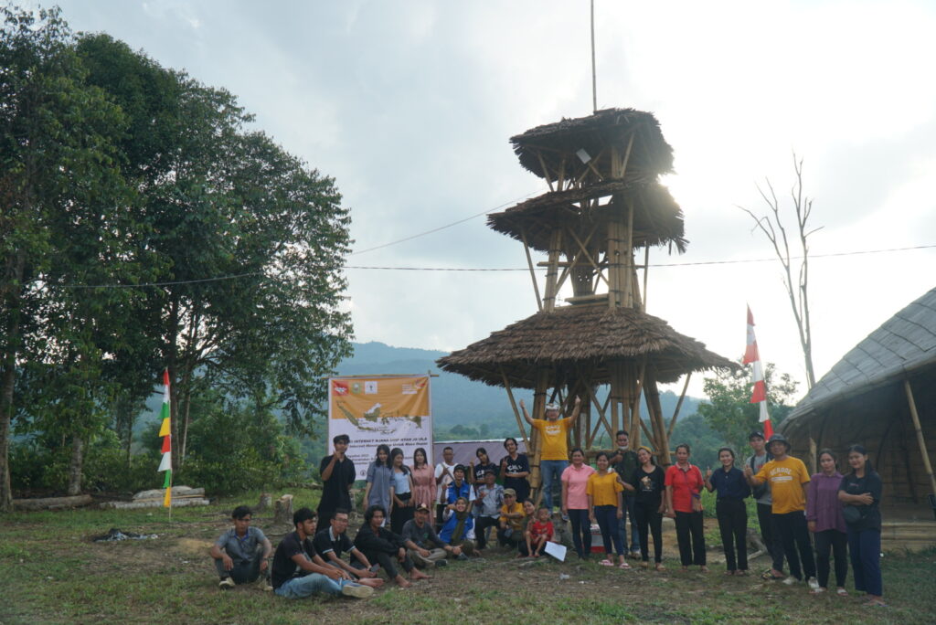 The bamboo-based Internet tower in Ketemenggungan Tae, Sanggau Regency, West Kalimantan Province, was inaugurated at the end of August 2023. Prior to the tower's inauguration, an advanced technical training on internet networks was conducted to ensure that, upon its utilization, residents are already equipped to use the Internet meaningfully.